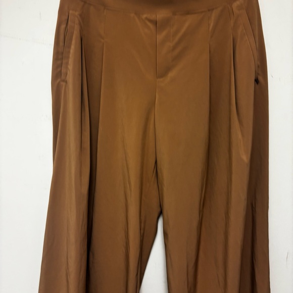 Athleta Brooklyn Heights High Rise Pleated Wide Leg Pant - Picture 6 of 12